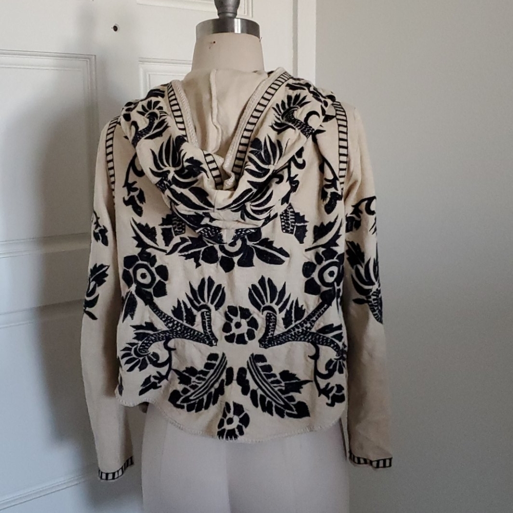 Johnny Was Biya Embroidered Crop Knit Cardigan